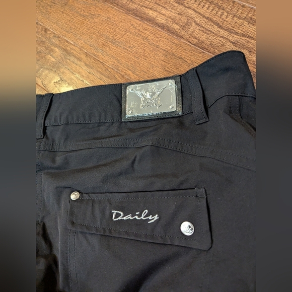 Daily Sports Miracle Golf Shorts 17" Black Size 12 NWT - Picture 6 of 9